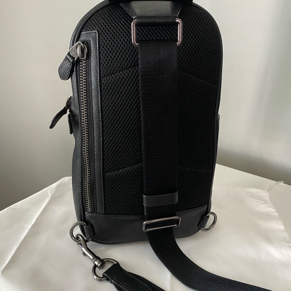 Coach men’s bag - Picture 6 of 9